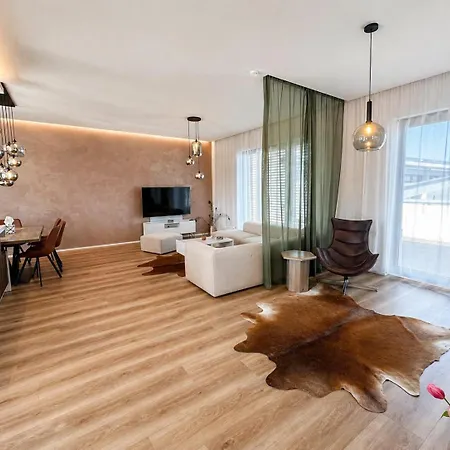 Penthouse Karlin Διαμέρισμα