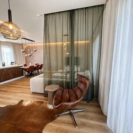 Penthouse Karlin *