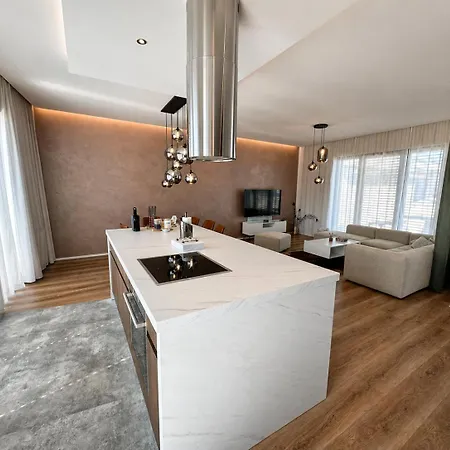 Penthouse Karlin *