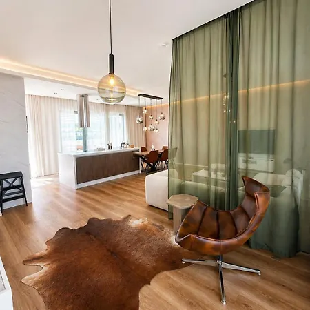 Διαμέρισμα Penthouse Karlin Πράγα