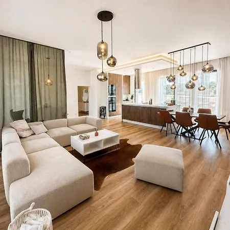Penthouse Karlin Διαμέρισμα
