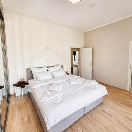 Penthouse Karlín Apartamento Praga