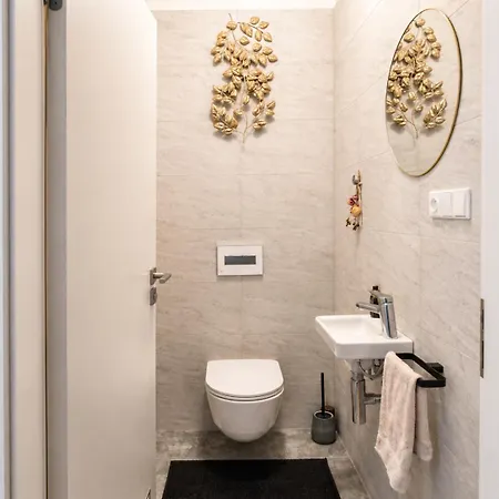 Penthouse Karlin Πράγα