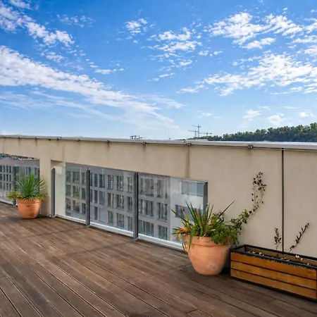 Διαμέρισμα Penthouse Karlin Πράγα